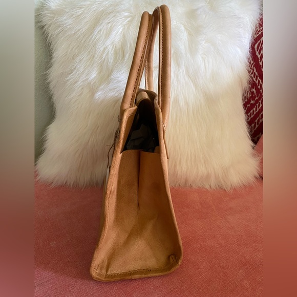 Noonday Collection Bravo bag. NWT - Picture 3 of 6